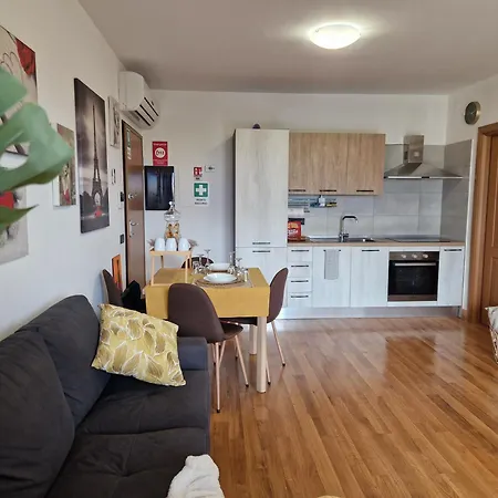 5 Floor Nyaraló *